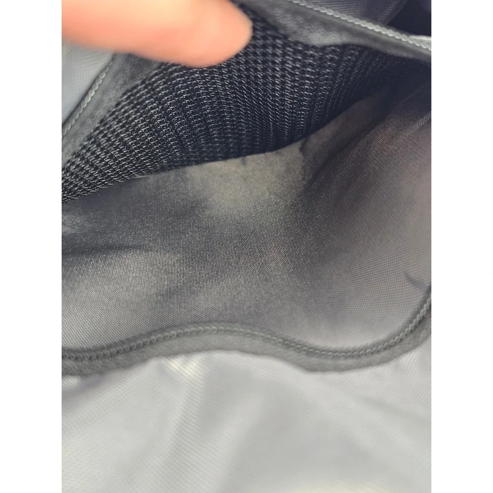 Adidas Sling Bag Unisex OS Black Crossbody Shoulder Backpack - Excellent